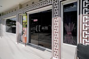 RedDoorz near Palembang Airport 2
