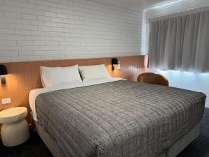 Southern Skies Motel