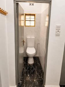2 Bed Own Compound with Garden and BBQ
