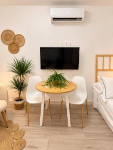 Marquina Beach Studio