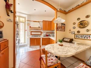 Roma Family Terrace