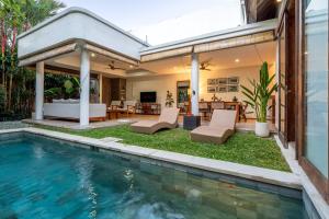Villa Casa Coral - 1BR Private Oasis with Pool in Umalas, between Seminyak & Canggu
