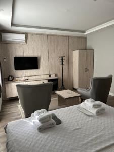 Sunset Hill Hotel