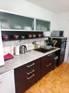 Fast Apartment House