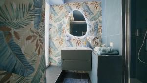 Didinas room