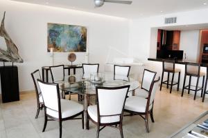 Oceanfront luxury - Portico 1