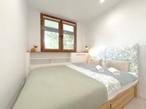 Quiet, greenery, 2 bedrooms, a workspace, parking