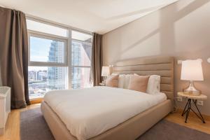 Duplex Apartment room in Your Lisbon Home Oriente