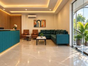 Saltstayz Premier Noida Sector 135 Expressway