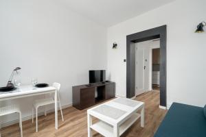 Jasne Studio Blisko Starego Browaru by Noclegi Renters
