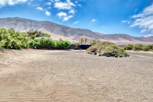 Bungalow Famara - Front Ocean View by Lanzarote Vacation Homes