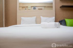 Comfort and Spacious Studio Room Bassura City Apartment By Travelio