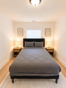 2BR,1BA WiFi Parking Full Kitchen