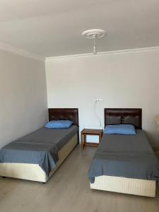 Family-Friendly 2-Storey Apartment Close to the Sea with Terrace