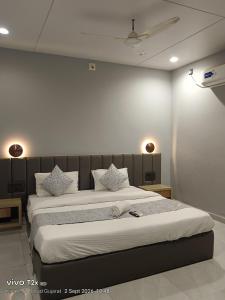 Hotel Tirth