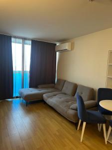 Apartment hotel