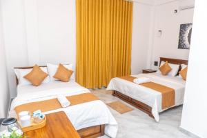 Lay Over Lodge Villa