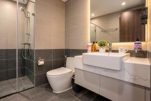 Shi House 19 -1BR The Opus One Vinhomes Q9