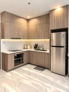 Shi House 19 -1BR The Opus One Vinhomes Q9