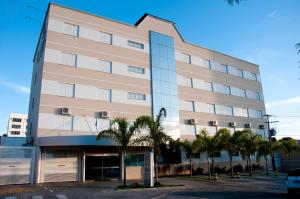 Hotel Roari hotel, 
Cuiaba, Brazil.
The photo picture quality can be
variable. We apologize if the
quality is of an unacceptable
level.