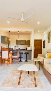 Serene &Luxury Beach Apartment