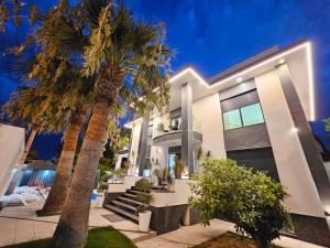 Exclusive Villa City, Beach & Golf