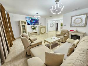 Exclusive Villa City, Beach & Golf