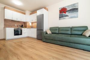 Central 1BR | 5 Min Walk to Medical University