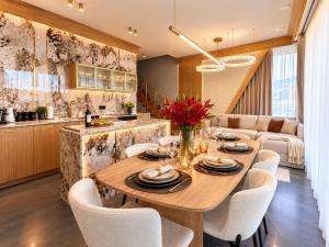 Osada Groń Luxury Villas with Air Conditioning by BQQK