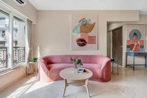 Tao A Cozy Private Room in Shared 3BHK