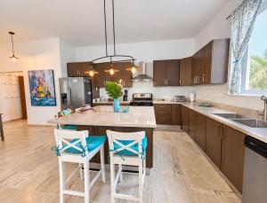 Grand Laguna Beach - Oceanfront Retreat