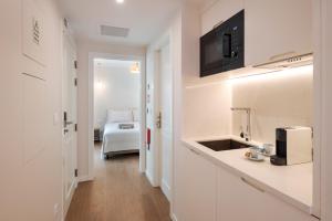 Cordoeiros Studios & Apartments