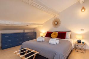 Trevi Fountain Stylish Penthouse IREX Apartment