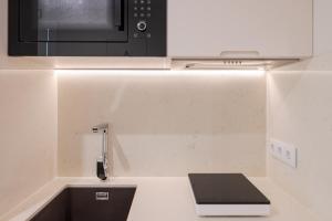 Cordoeiros Studios & Apartments
