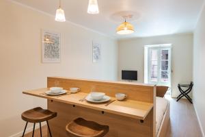 Cordoeiros Studios & Apartments