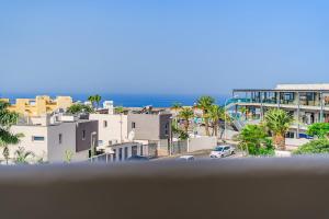 Blue Horizon apartment in Marina Palace