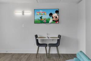 Lovely Stay Near Disney Parks with Free Parking