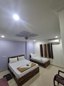 Balaji Hotel