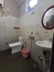 Balaji Hotel