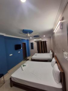 Balaji Hotel