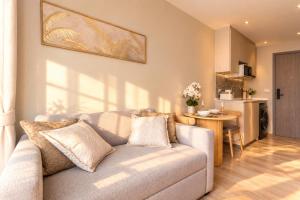 Pool view apartment Serenity Nai Yang