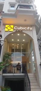 Cubicity Nguyen Truong To - Near Dragon House Wharf, Free Laundry