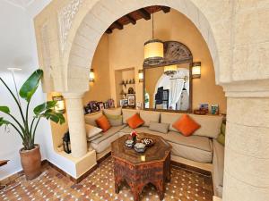 Riad lOasis - Suite avec salon privé - Petit-déjeuner inclus