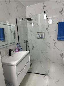 Enzo Sea View Apartment Durres