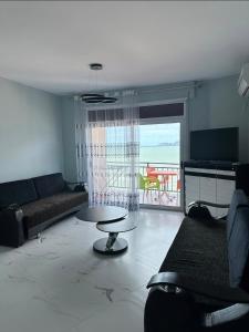 Enzo Sea View Apartment Durres