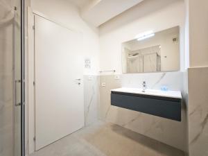 Pietra Apartment