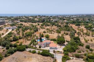 Villa Ursa by Algarve Holidays