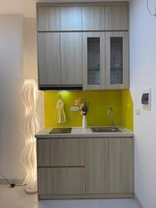 Lakenest Golden Arch Studio Xuan Dinh
