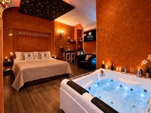 Suites Moya 1 - SPA in Camera