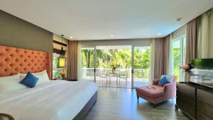 Gold sea villa